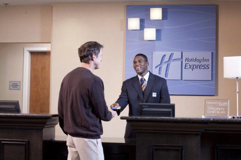 Holiday Inn Express & Suites New Liskeard Интериор снимка